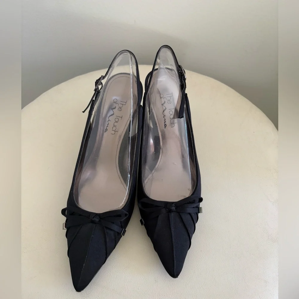 Classy Nina black kitten heel bow 7.5 - Picture 2 of 3